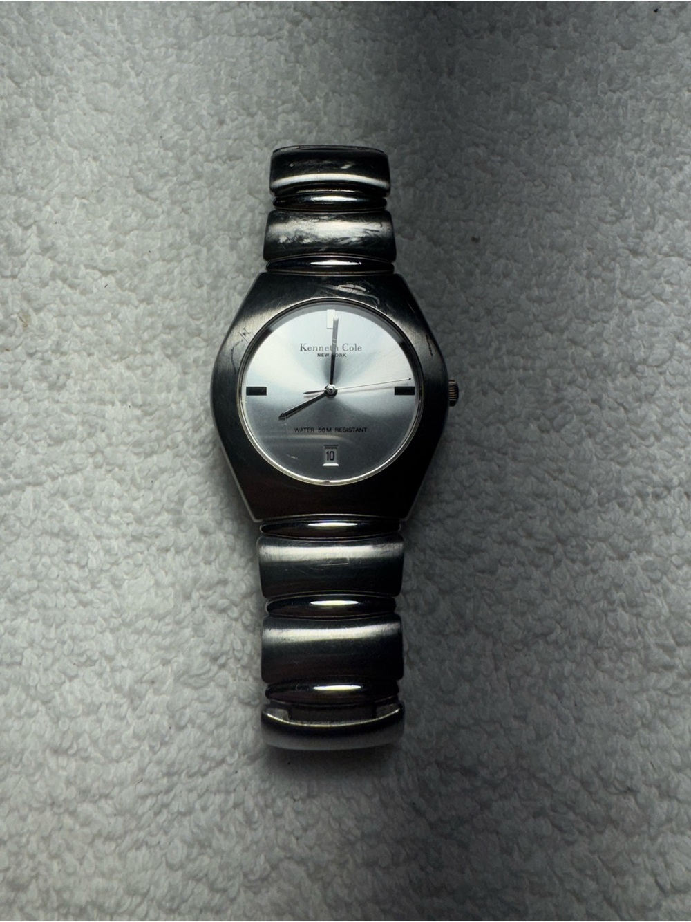 Kenneth Cole Unisex Adults KC3122 Silver Tone 34mm Quartz Analog Watch 7"
